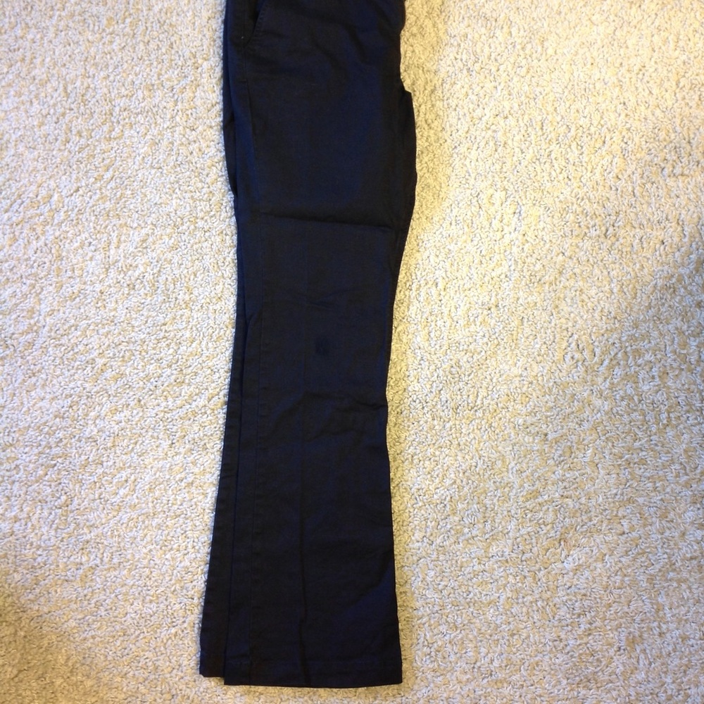 Black khaki pants